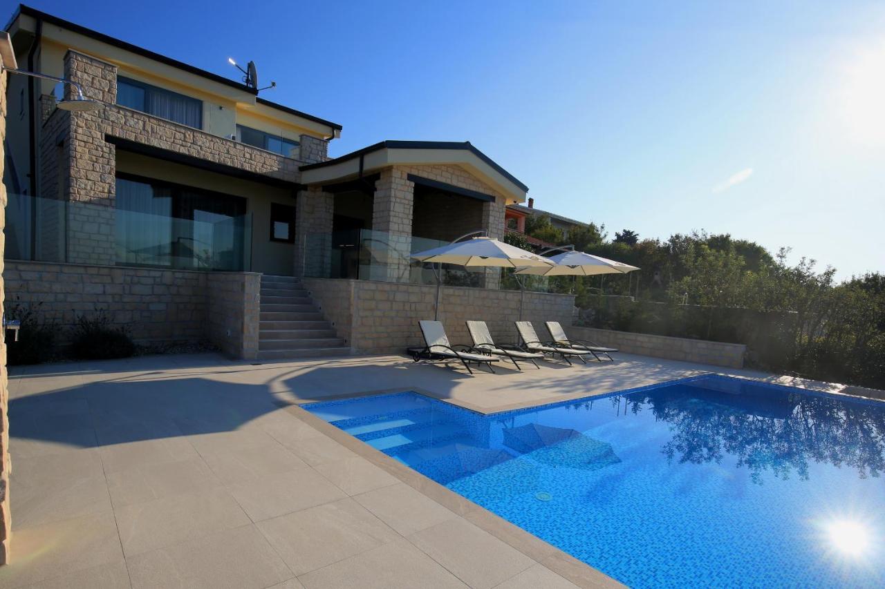 Villa Infinity Smrika Exterior foto